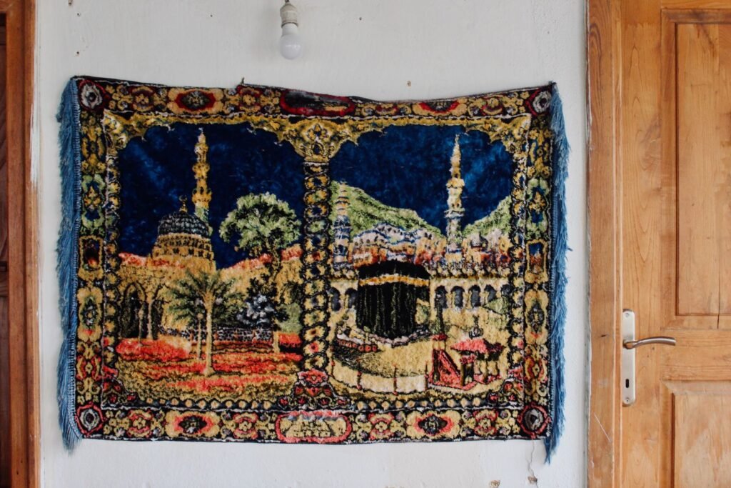 🧵 Top 6 Wall Tapestries on Amazon in 2026 — Full Review & Buyer’s Guide